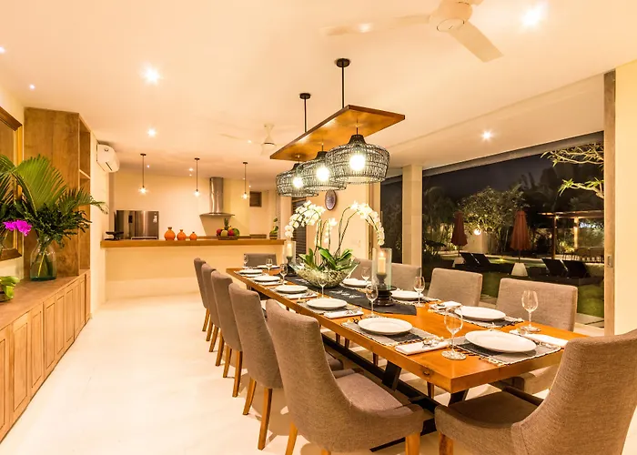 Villa Seriska - Spacious 5br Private Pool With Private Cook, & Tour