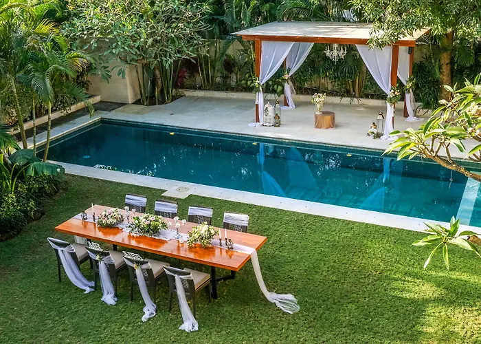Villa Seriska - Spacious 5br Private Pool With Private Cook, & Tour