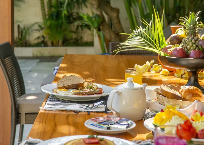 Seriska - Spacious 5br Private Pool With Private Cook, & Tour